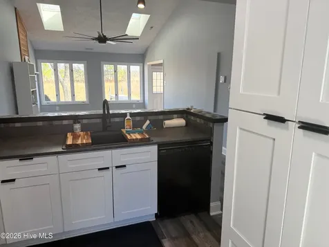 186 Cranes Cove Vass NC 28394