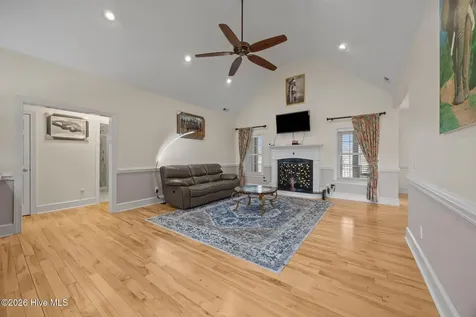 2889 Beddard Road Grimesland NC 27837