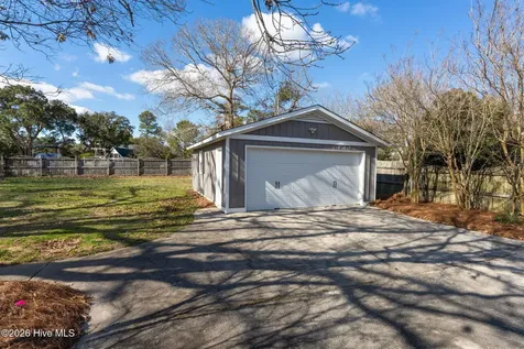 1966 Kings Landing Road Hampstead NC 28443