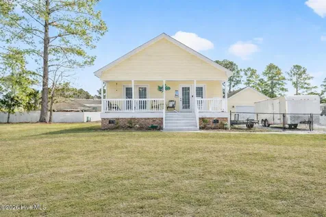 1036 Palm Court SW Calabash NC 28467