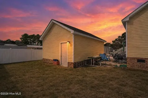 1036 Palm Court SW Calabash NC 28467