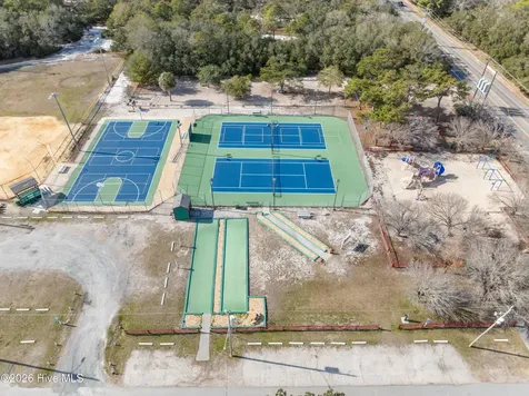 121 N 4th Avenue Kure Beach NC 28449