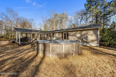 9925 Nc Highway 53 E Burgaw NC 28425