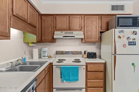 1404 Canal Drive Carolina Beach NC 28428