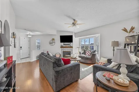 4138 Breezewood Drive Wilmington NC 28412