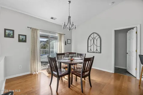 4138 Breezewood Drive Wilmington NC 28412