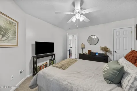 4138 Breezewood Drive Wilmington NC 28412