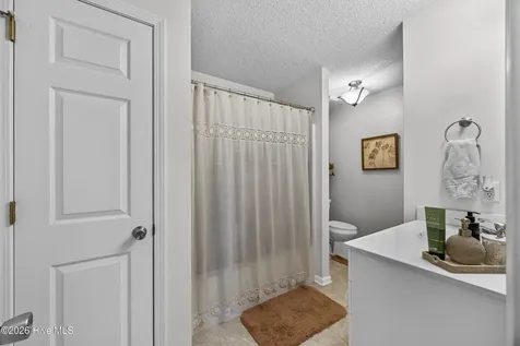 4138 Breezewood Drive Wilmington NC 28412