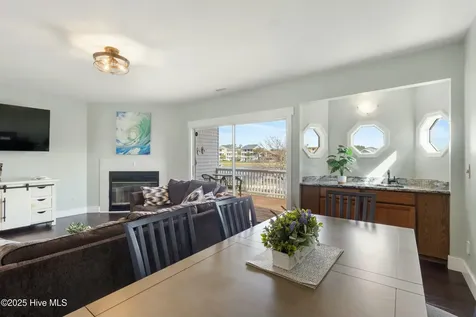 304 Columbia Avenue Carolina Beach NC 28428