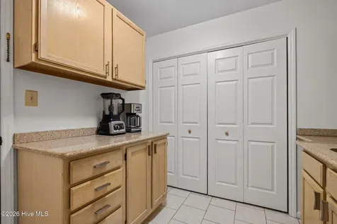119 Mcginnis Drive Pine Knoll Shores NC 28512