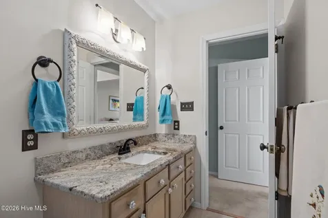119 Mcginnis Drive Pine Knoll Shores NC 28512