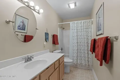 119 Mcginnis Drive Pine Knoll Shores NC 28512
