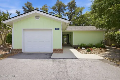 119 Mcginnis Drive Pine Knoll Shores NC 28512