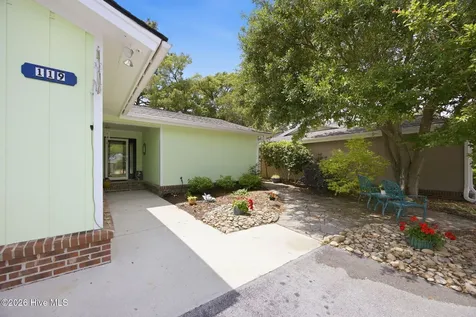 119 Mcginnis Drive Pine Knoll Shores NC 28512