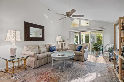 119 Mcginnis Drive Pine Knoll Shores NC 28512