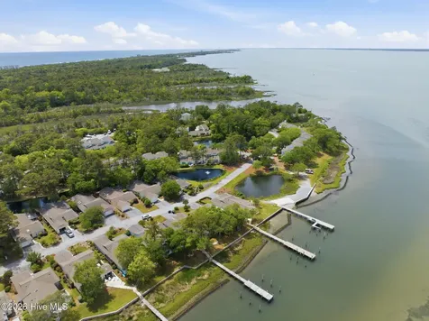 119 Mcginnis Drive Pine Knoll Shores NC 28512