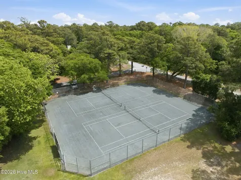 119 Mcginnis Drive Pine Knoll Shores NC 28512