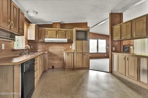 6 Scotts Hill Loop Road Wilmington NC 28411