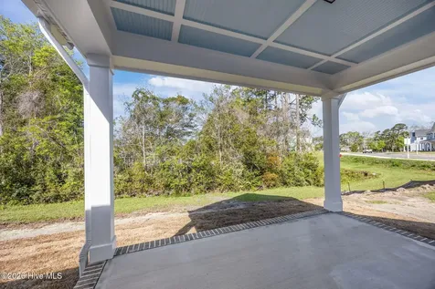102 Freedom Park Road Beaufort NC 28516