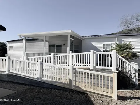 201 Live Oak Drive Cape Carteret NC 28584