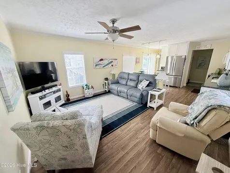 201 Live Oak Drive Cape Carteret NC 28584