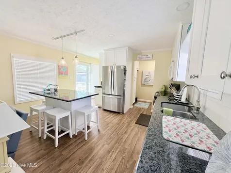 201 Live Oak Drive Cape Carteret NC 28584