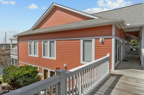 5001 Oquinn Boulevard SE Southport NC 28461
