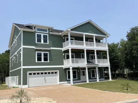 834 Hunt Club Drive Corolla NC 27927