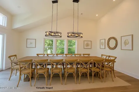 834 Hunt Club Drive Corolla NC 27927