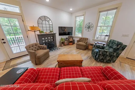 141 Tuscarora Court Manteo NC 27954