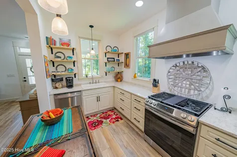 141 Tuscarora Court Manteo NC 27954
