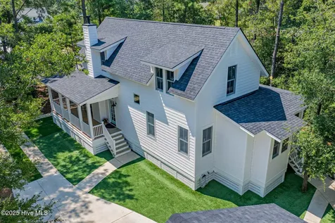 141 Tuscarora Court Manteo NC 27954
