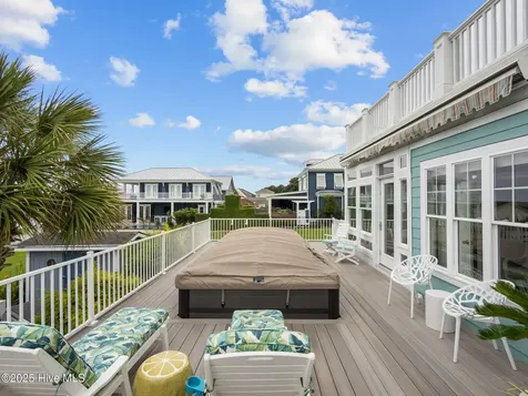 303 S Elm Street Swansboro NC 28584