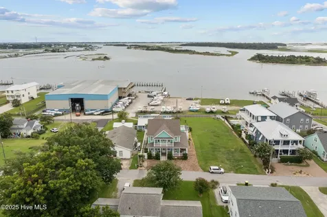 303 S Elm Street Swansboro NC 28584