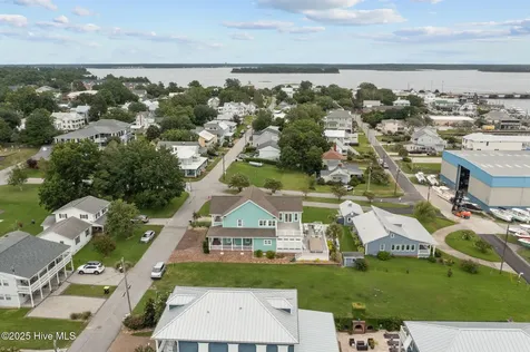 303 S Elm Street Swansboro NC 28584