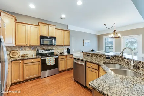 5214 Flank Court Southport NC 28461