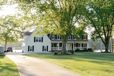 124 Catnip Point Road Bath NC 27808