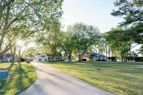 124 Catnip Point Road Bath NC 27808
