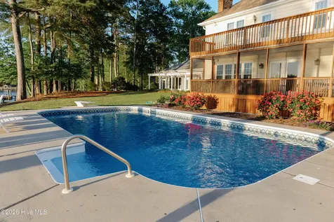124 Catnip Point Road Bath NC 27808