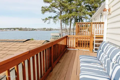 124 Catnip Point Road Bath NC 27808