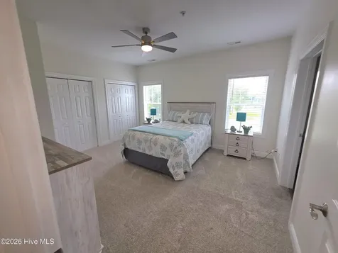 100 Lighthouse Lane Cedar Point NC 28584