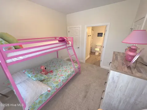 100 Lighthouse Lane Cedar Point NC 28584