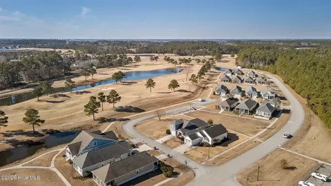106 Finch Loop Beaufort NC 28516