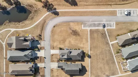 106 Finch Loop Beaufort NC 28516