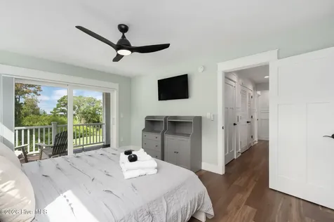 768 Hunt Club Drive Corolla NC 27927