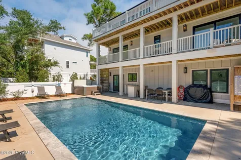 768 Hunt Club Drive Corolla NC 27927