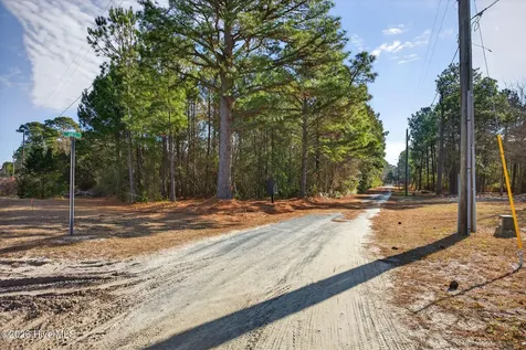 413-421 Buds Lane Hampstead NC 28443