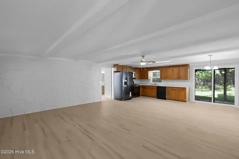 413-421 Buds Lane Hampstead NC 28443