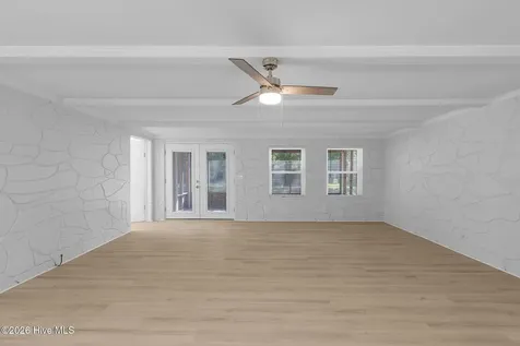 413-421 Buds Lane Hampstead NC 28443