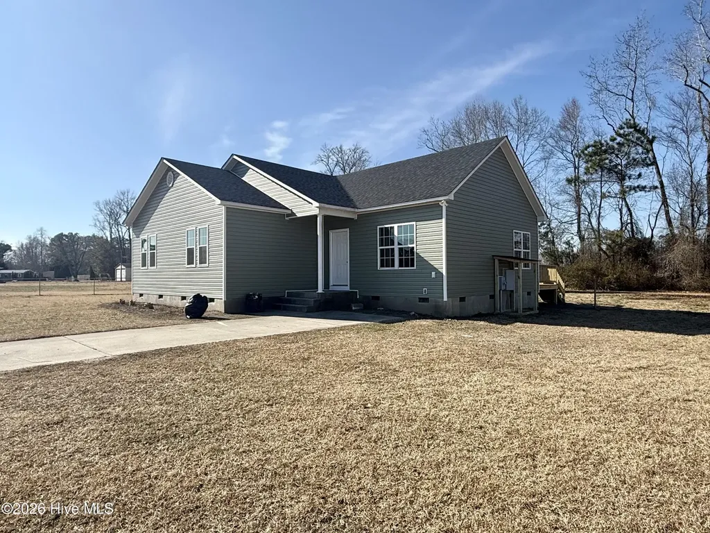 303 Roberson Drive Williamston NC 27892